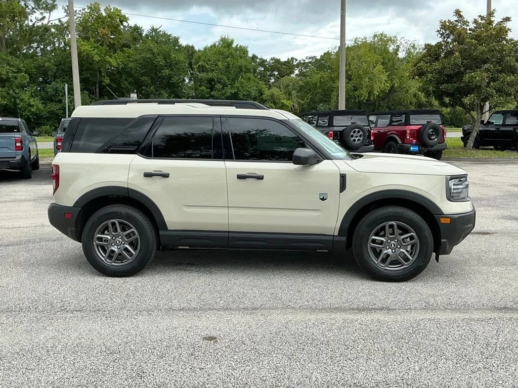 Used 2025 Beige Ford Big Bend image 19