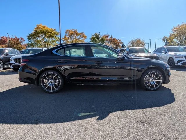 Used 2026 Black Genesis 2.5T Prestige image 8