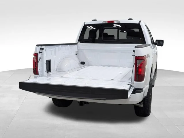 New 2026 Oxford White Ford XLT image 55