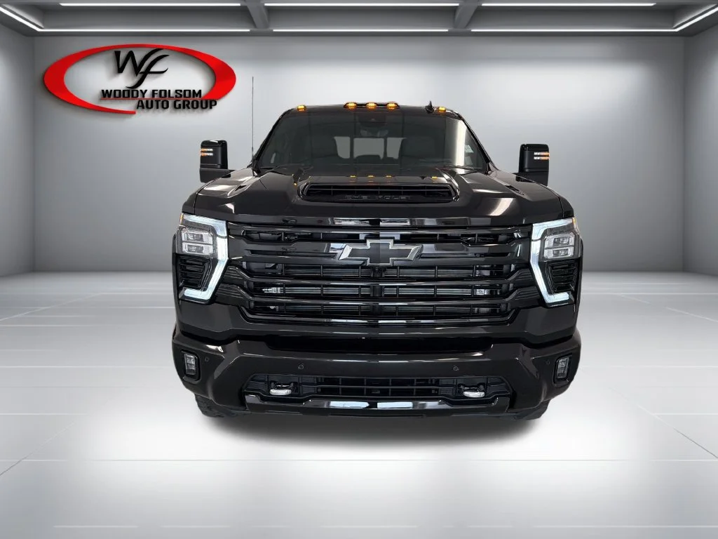 New 2026 Black Chevrolet High Country image 2