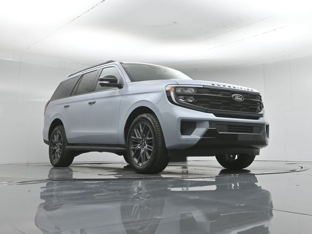 New 2026 Glacier Gray Metallic Tri-Coat Ford Platinum image 49