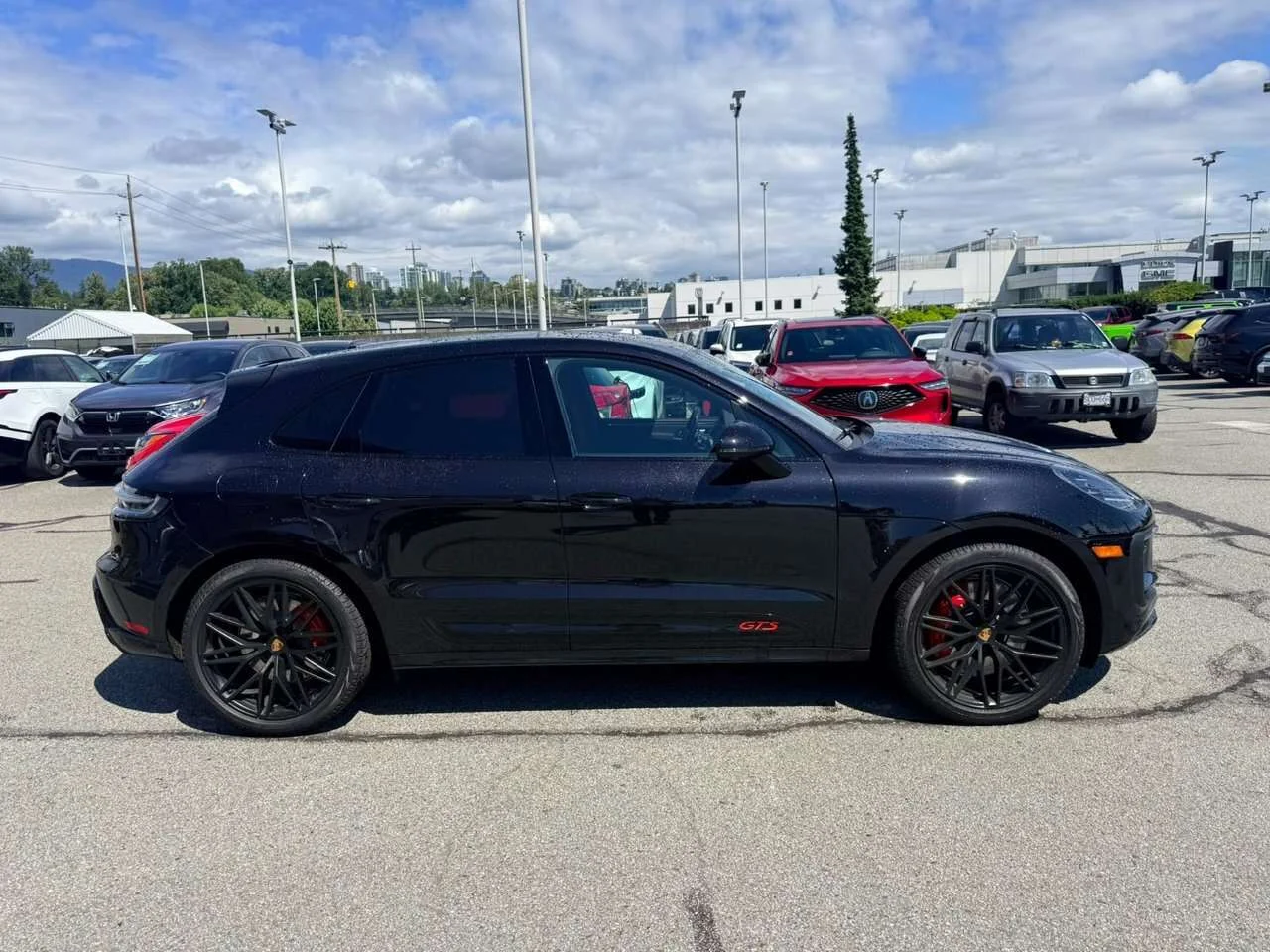 Used 2023  Porsche GTS GTS   Dilawri Certified   Local BC   Clean Tit image 6