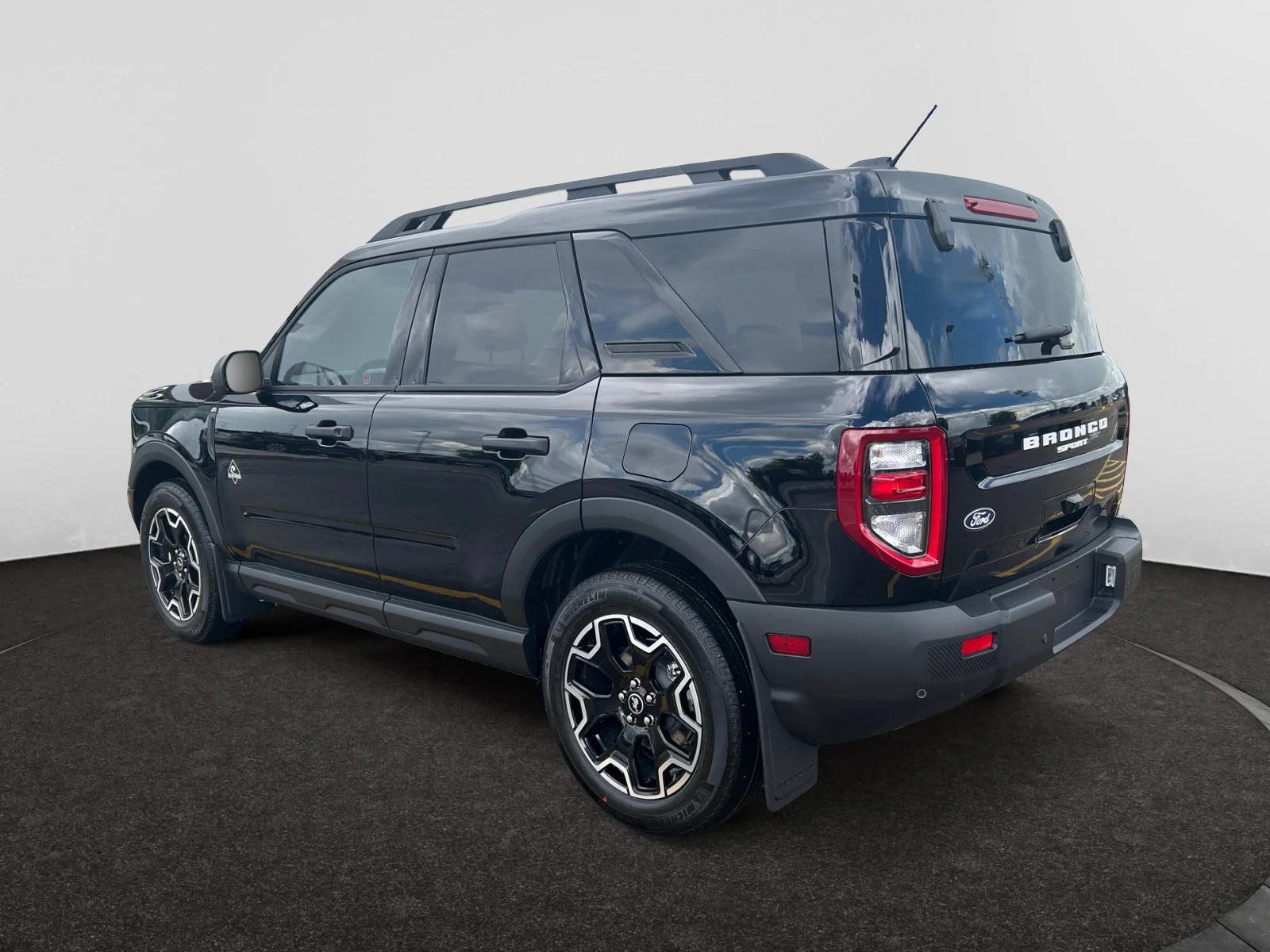 New 2026 Shadow Black Ford Outer Banks image 3