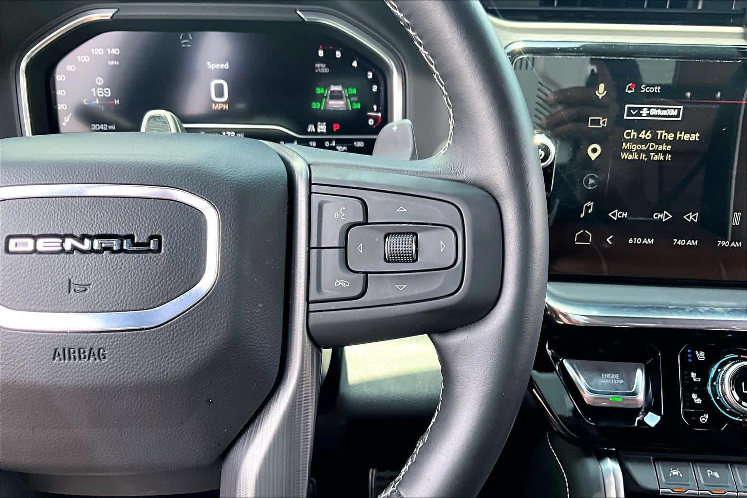 Used 2025 Onyx Black GMC Denali Ultimate image 49