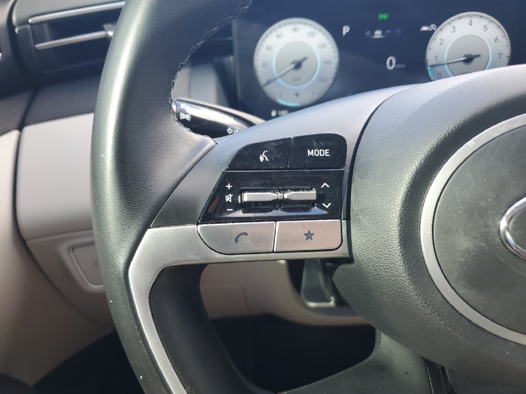 Used 2024 Silver Hyundai SEL image 21