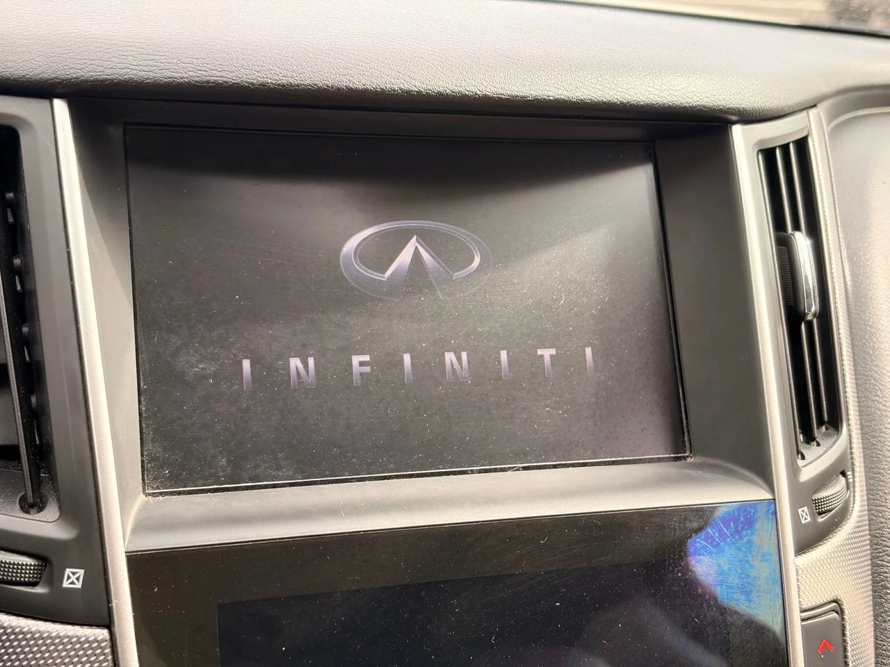 Used 2016 Majestic White INFINITI 3.0t Premium image 20