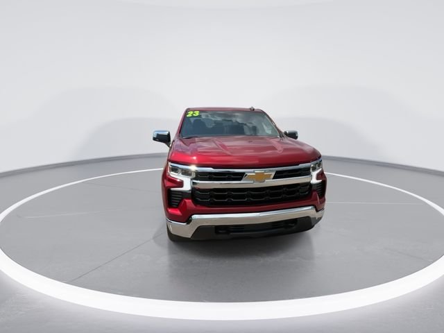 Used 2023 Red Chevrolet LT image 3