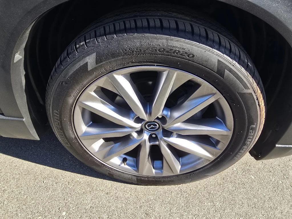 Used 2022 Jet Black Mica Mazda Grand Touring image 9