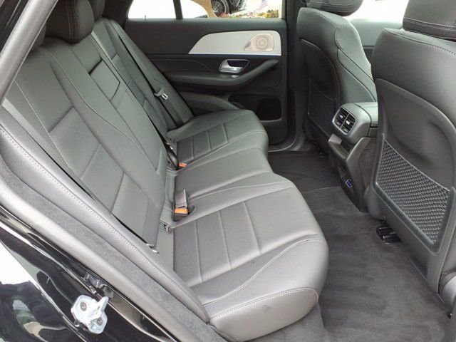 New 2026 Black Mercedes-Benz 450 image 20