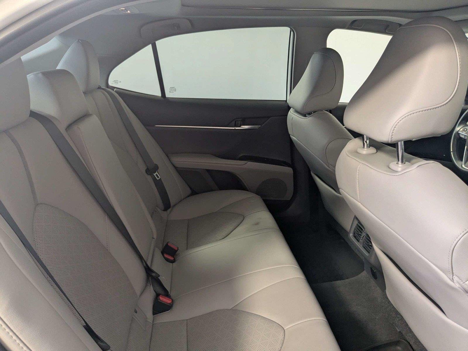 Certified Used 2020 Wind Chill Pearl Toyota XSE image 28