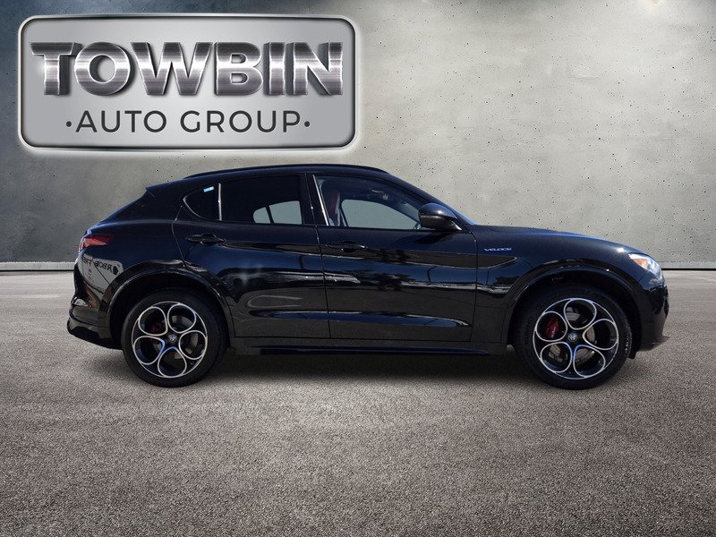 Used 2022 Vulcano Black Metallic Alfa Romeo VELOCE AWD image 3
