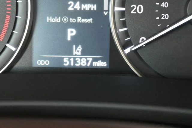 Used 2019 White Lexus 350 image 26