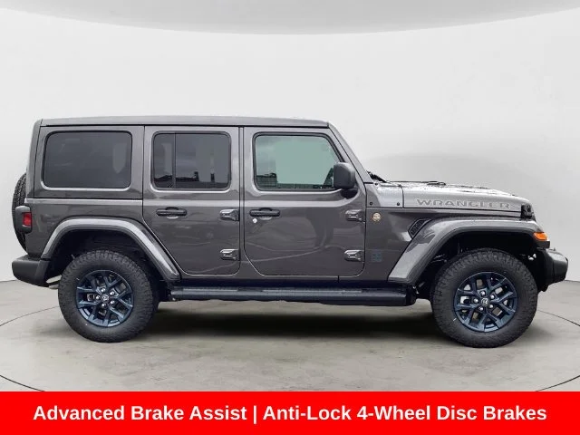 New 2026 Crystal Metallic Jeep 4-DOOR 85TH ANNIVERSARY EDITION image 7