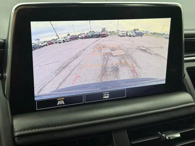Used 2021 SHADOW GRAY METALLIC Chevrolet LT image 19