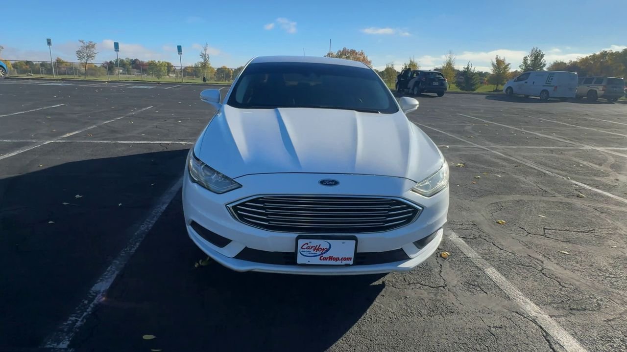 2018 Ford Fusion SE photo 3