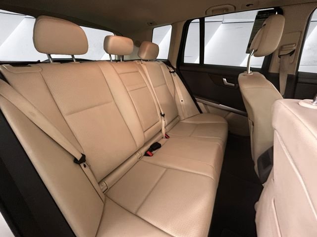 Used 2015 Black Mercedes-Benz GLK 350 image 16