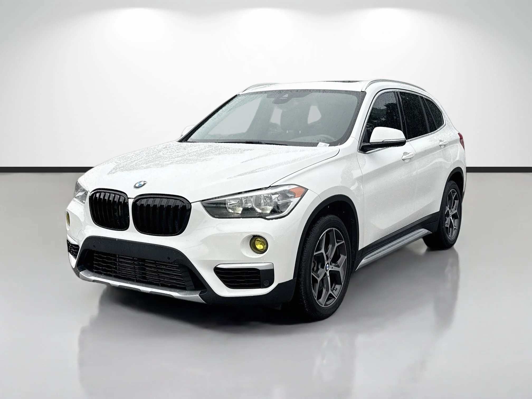 Used 2019 Alpine White BMW sDrive28i image 7