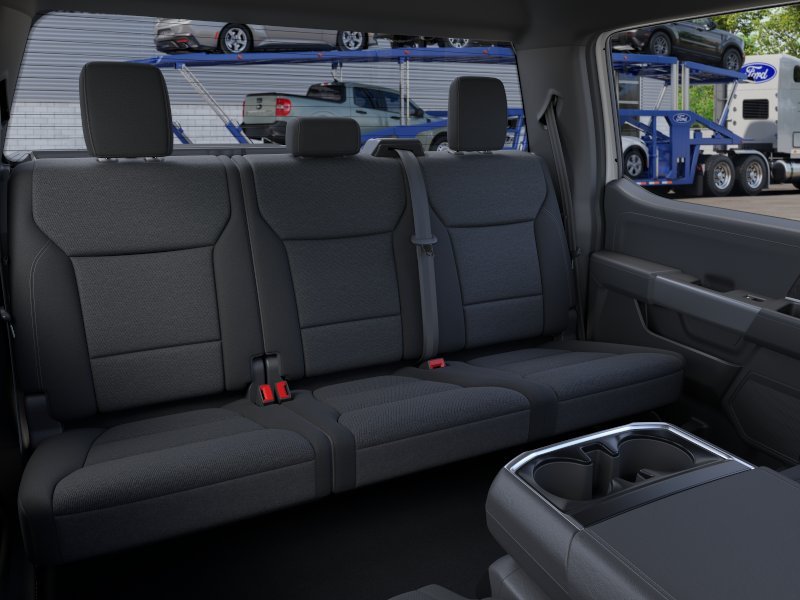 New 2026 Oxford White Ford XLT image 11