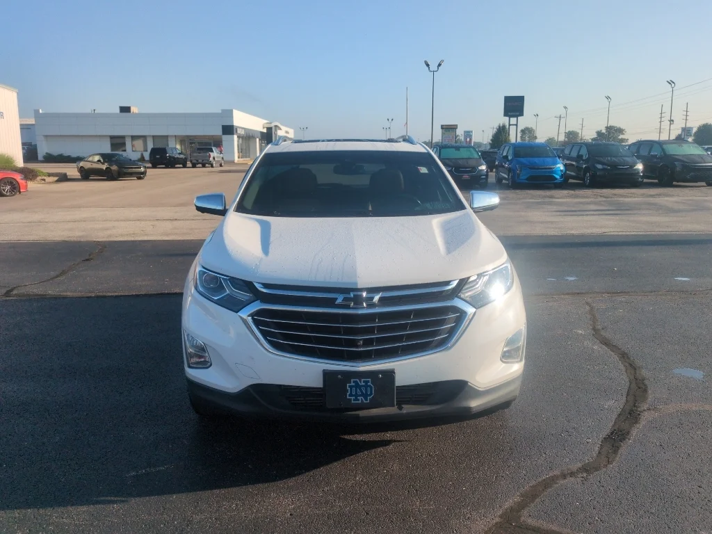 Used 2019 Summit White Chevrolet Premier image 2
