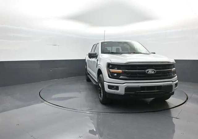 New 2026 White Ford XLT image 3