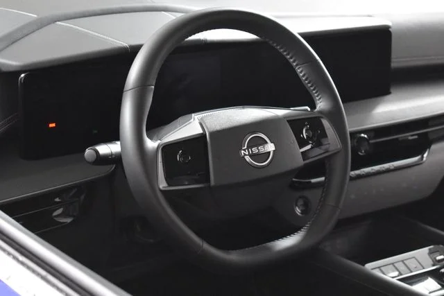 Used 2025 Blue Nissan SV image 23