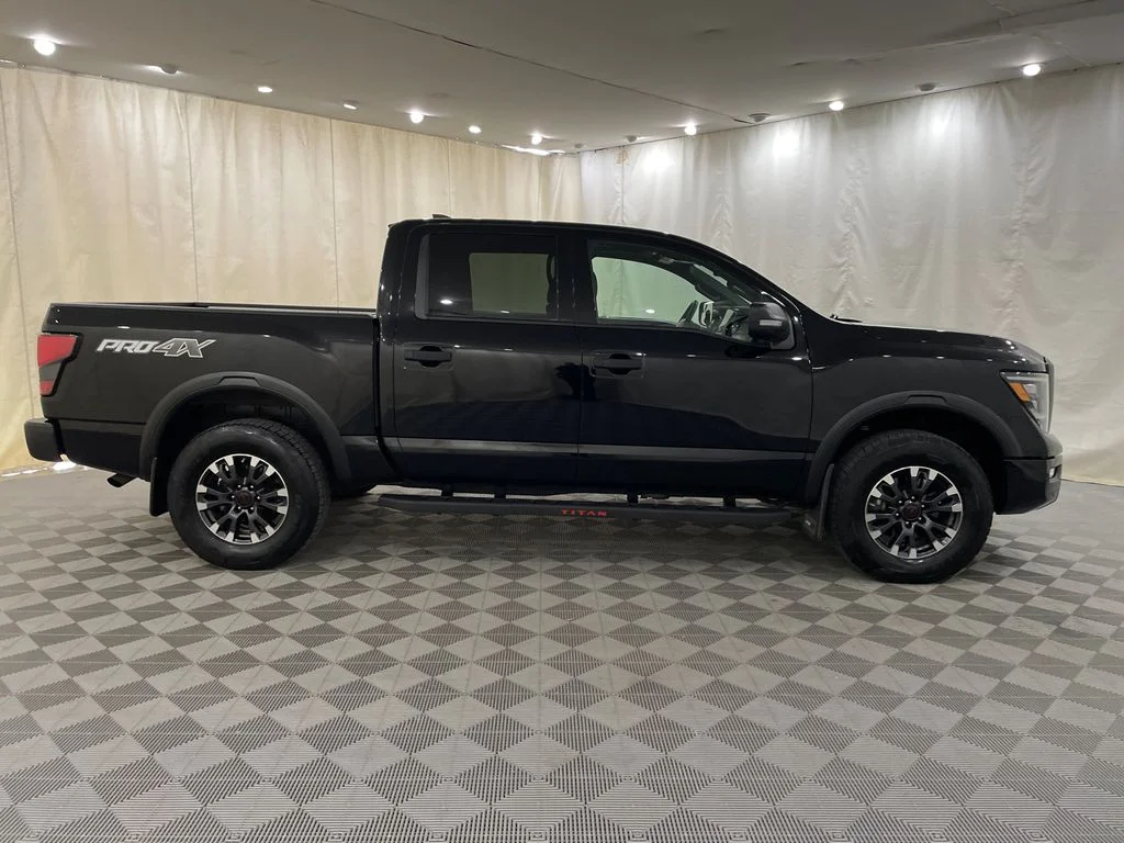 Certified Used 2024 Super Black Nissan PRO-4X image 5