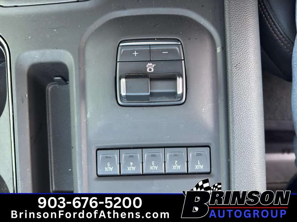 Used 2025 Onyx Black GMC AT4 image 31