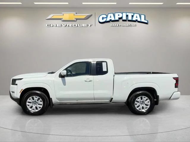 Used 2024 White Nissan SV image 2