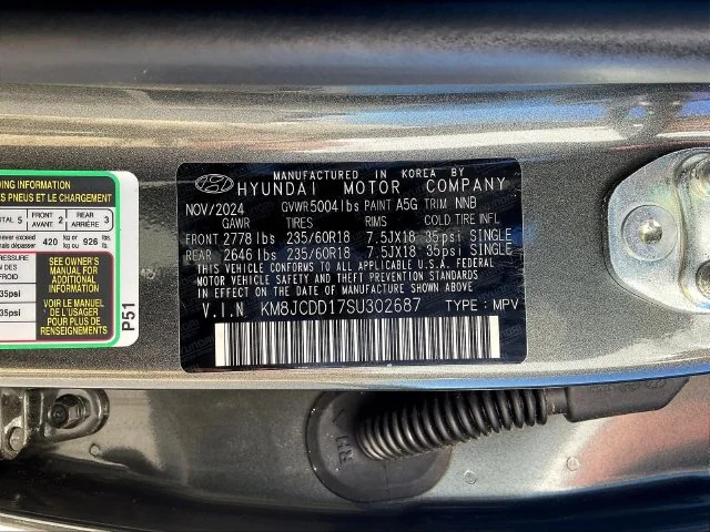 Used 2025 Gray Hyundai SEL Convenience image 21