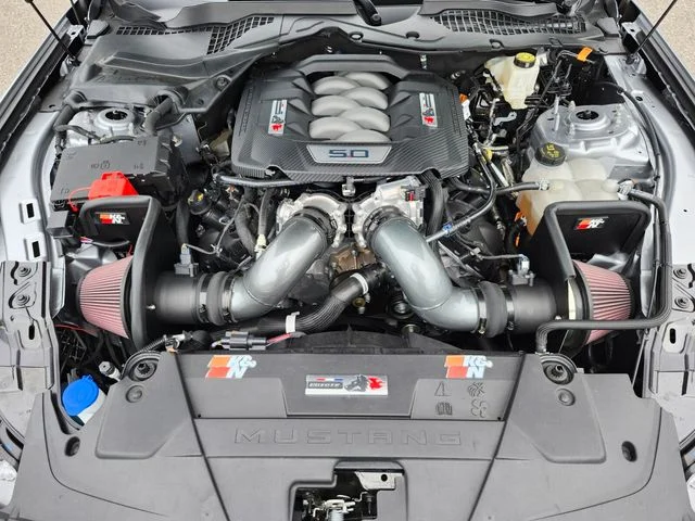 Used 2025 Silver Ford GT image 21