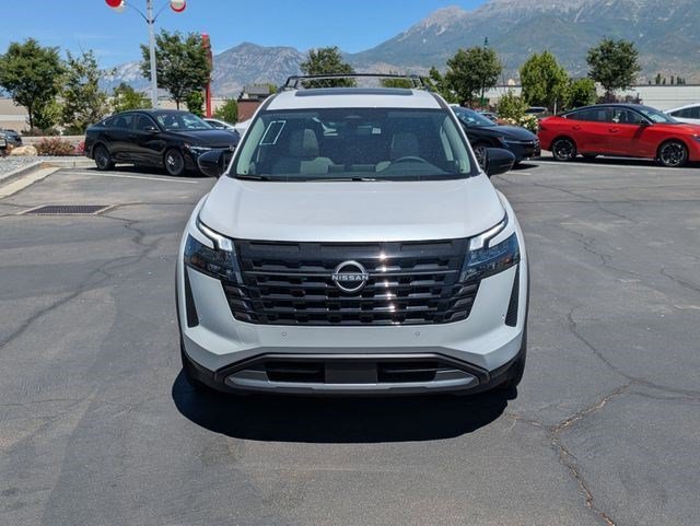 New 2026 Everest White Pearl Tricoat Nissan SL image 9