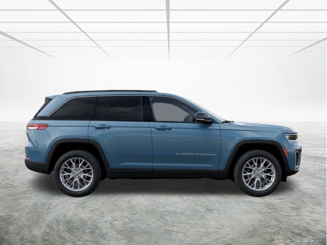 New 2027 Steel Blue Paint Jeep Limited image 22