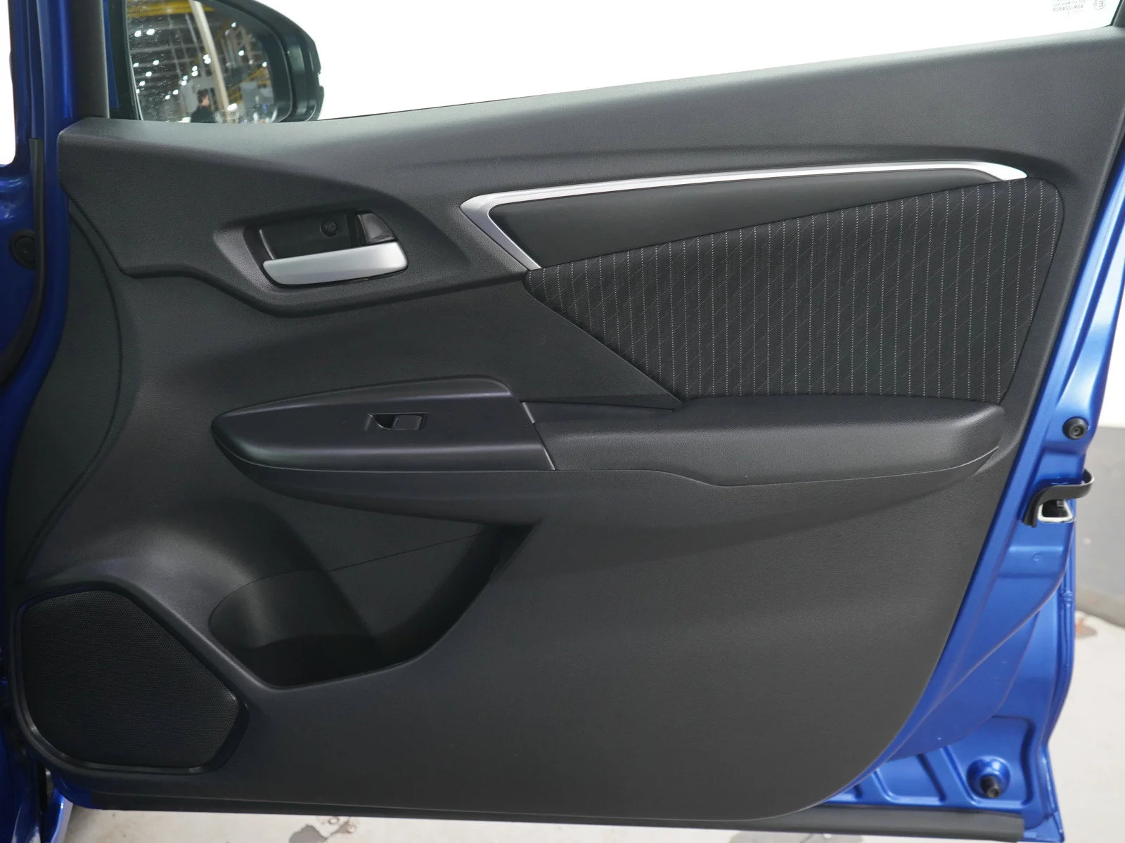 Used 2019 Blue Honda EX CVT image 9