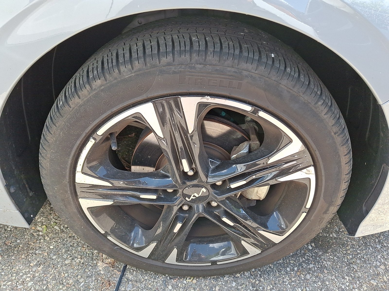 Used 2024 Wolf Gray - C7S Kia GT-Line image 2
