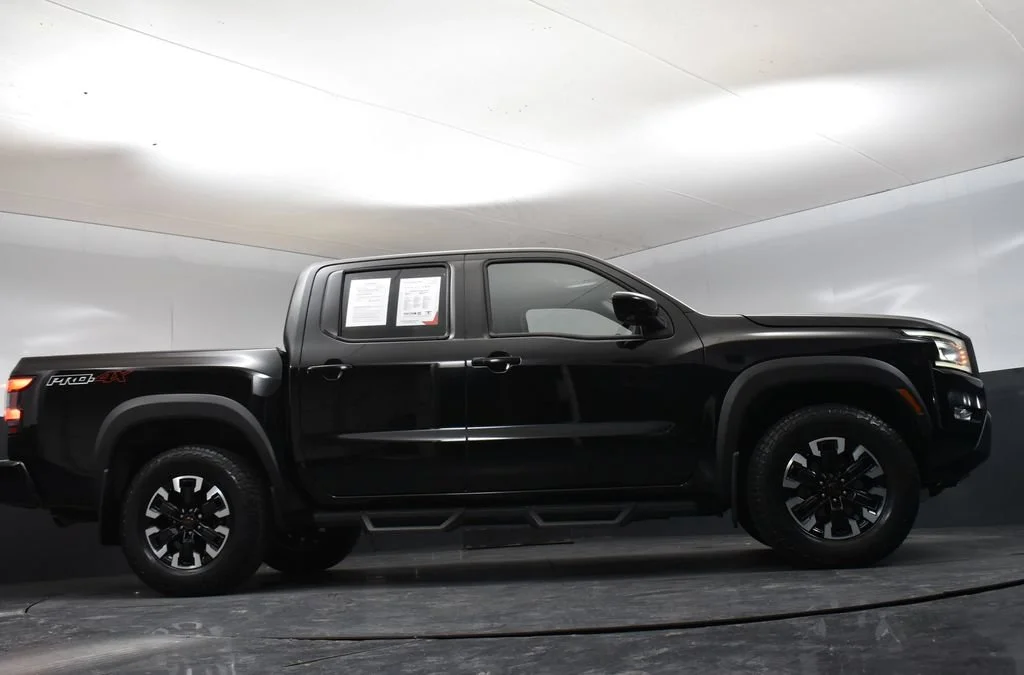 Used 2023 Black Nissan PRO-4X image 34
