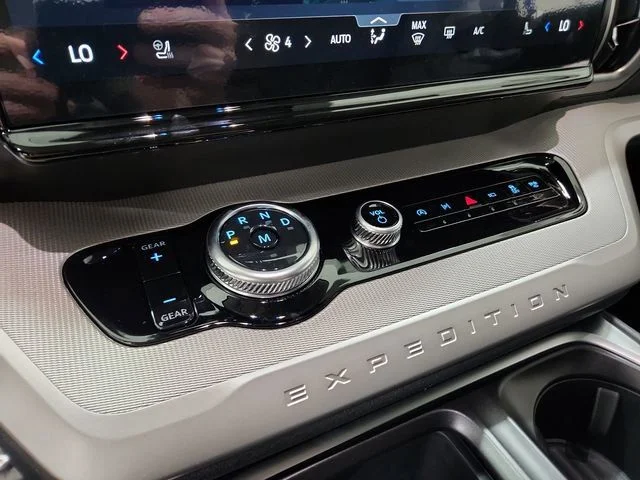 New 2026 Star White Metallic Tri-Coat Ford Active image 21