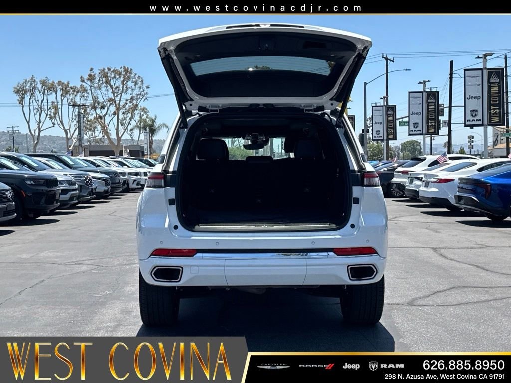 Certified Used 2023 White Jeep Overland 4xe image 17
