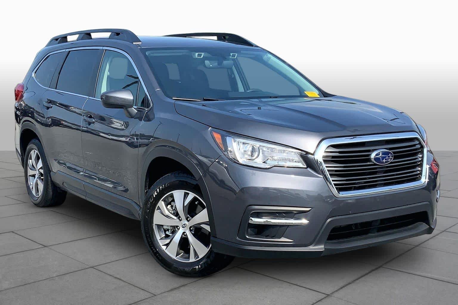 Used 2022 Magnetite Gray Metallic Subaru Premium image 3