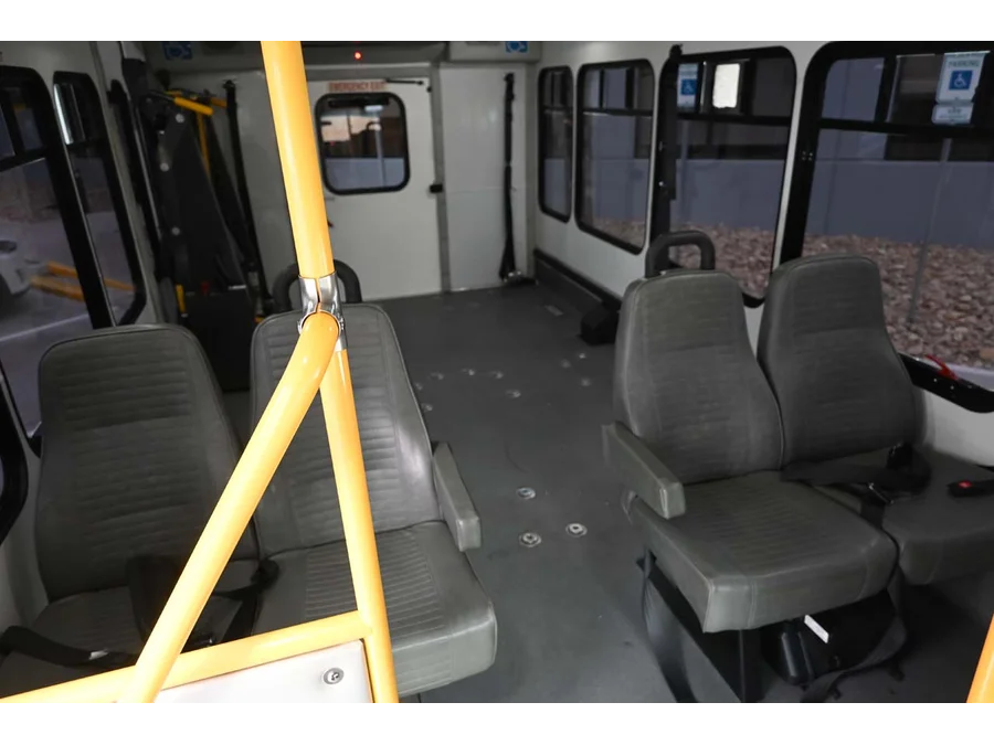 2016 Ford E-Series Cutaway Base - Photo 17