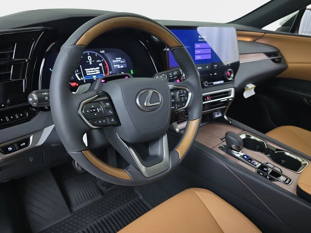 New 2026 Eminent White Pearl Lexus PREMIUM image 16
