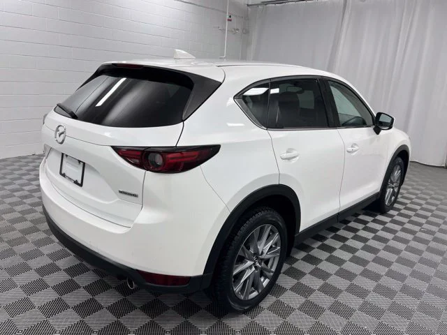 Used 2020 White Mazda Grand Touring image 5