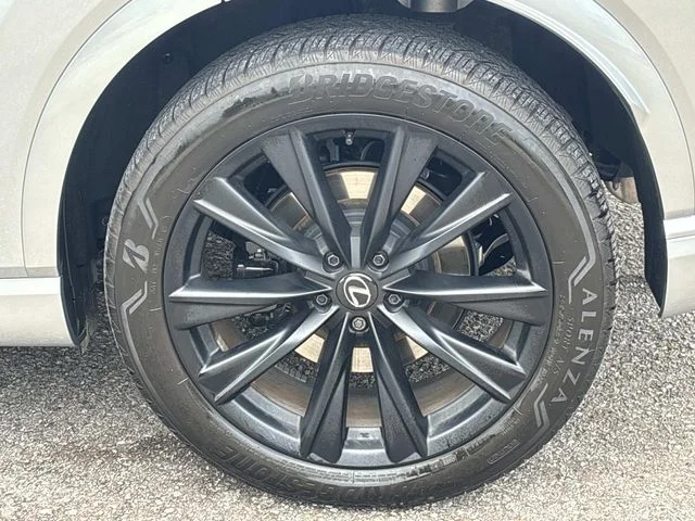 Used 2024 Silver Lexus 500h F SPORT Performance image 11