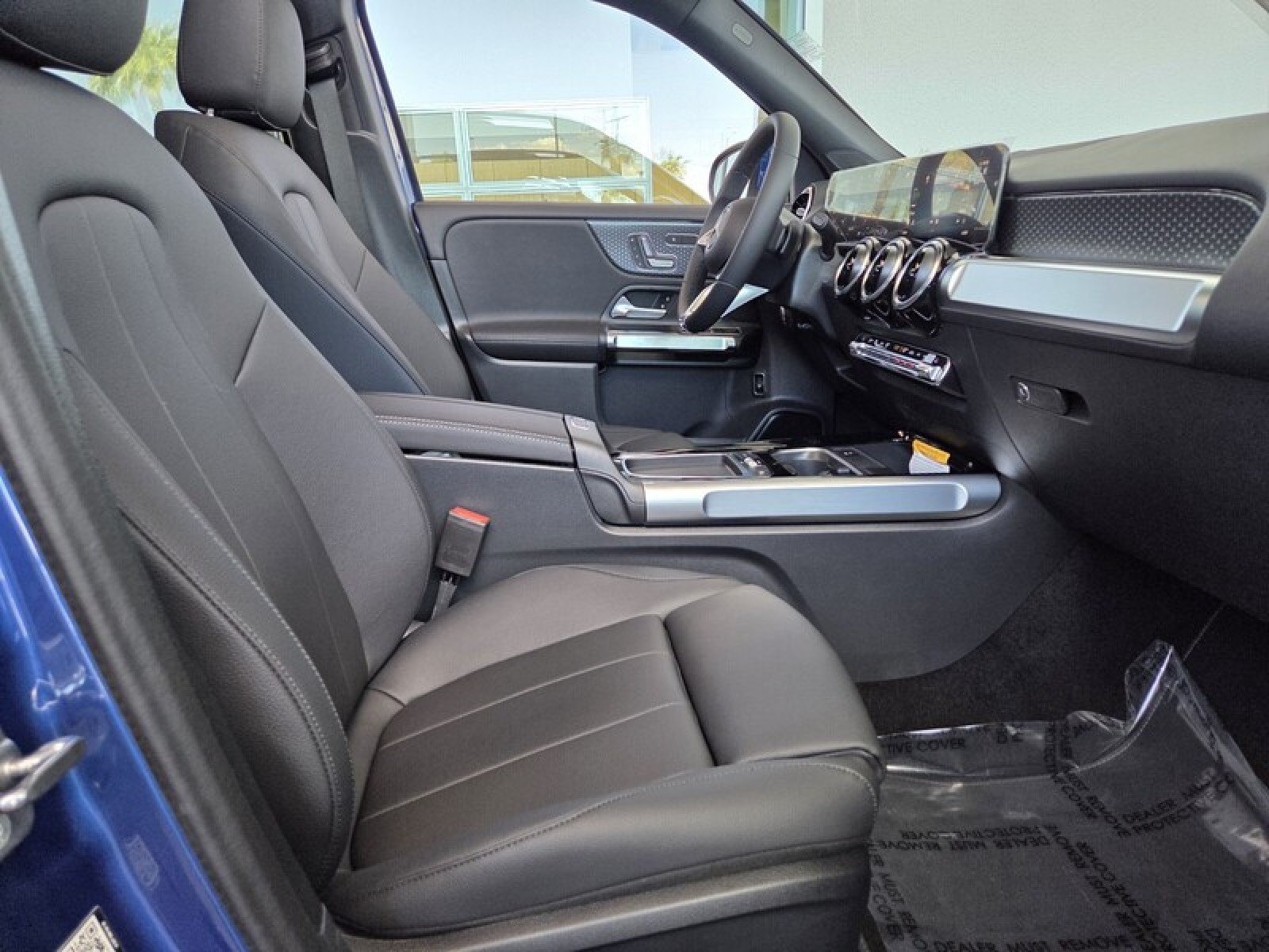 New 2026 Starling Blue Metallic Mercedes-Benz GLB 250 SUV image 17