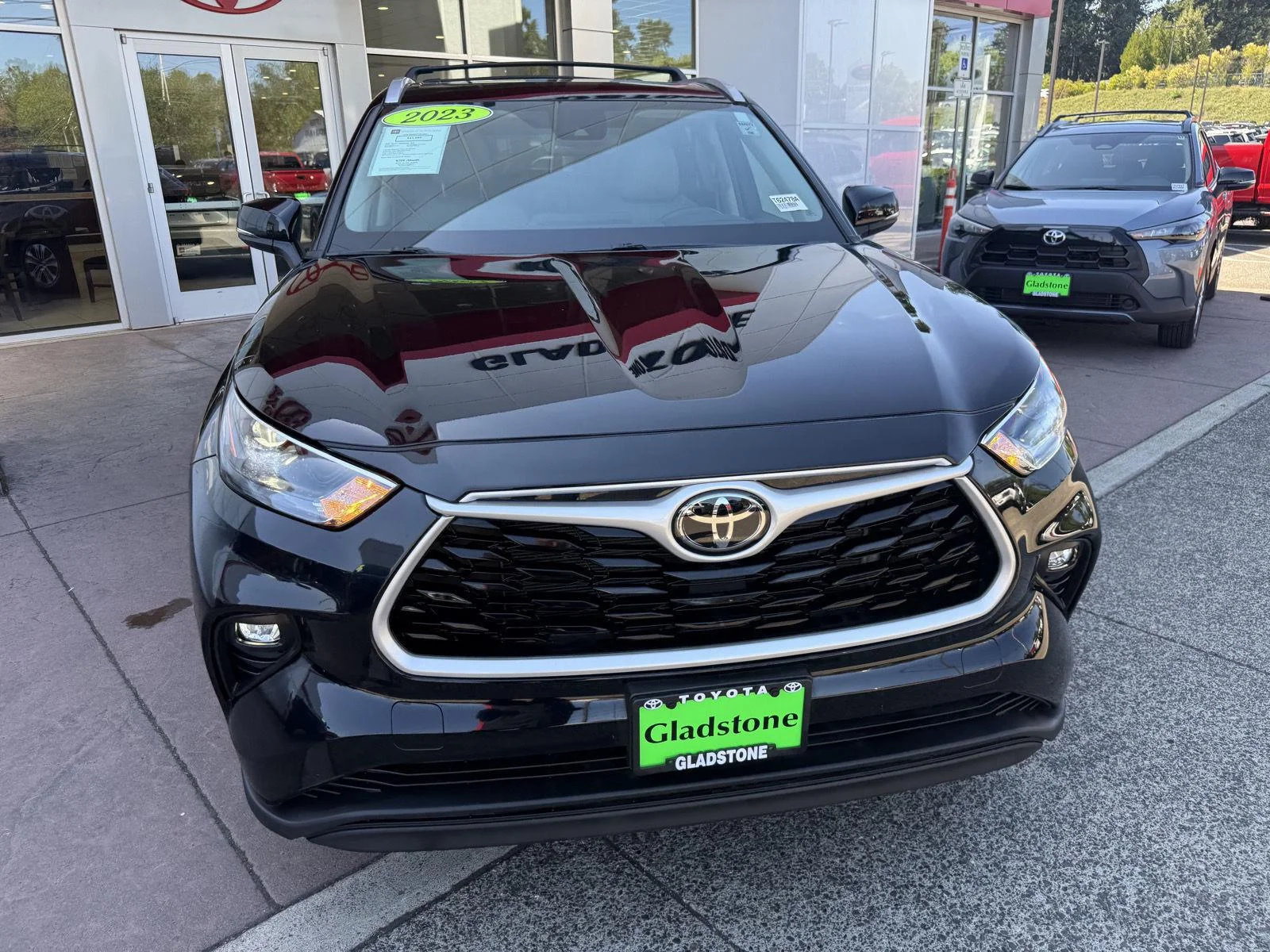 Used 2023 Midnight Black Metallic Toyota XLE image 9