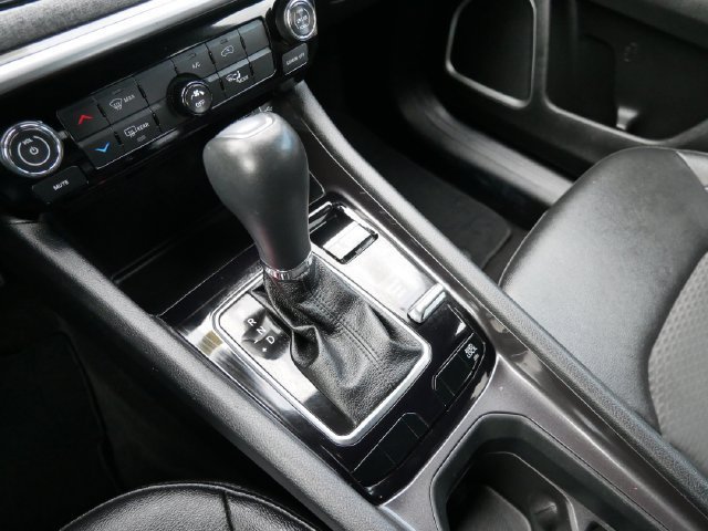 Used 2024 Black Jeep Latitude image 18