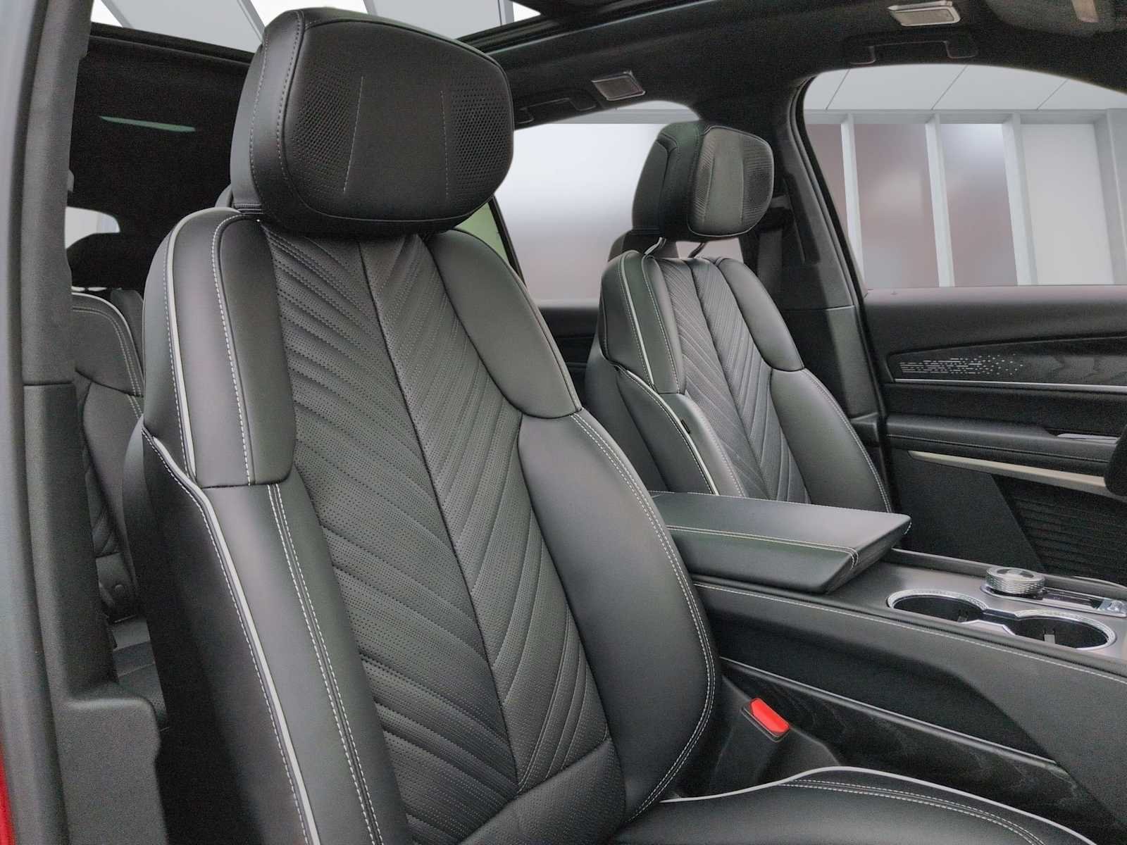 2026 Cadillac VISTIQ Platinum Sport - Photo 28
