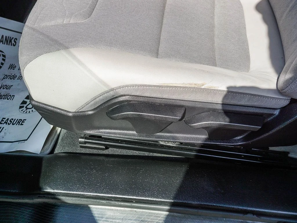 Used 2015 Gray BMW with Range Extender image 20