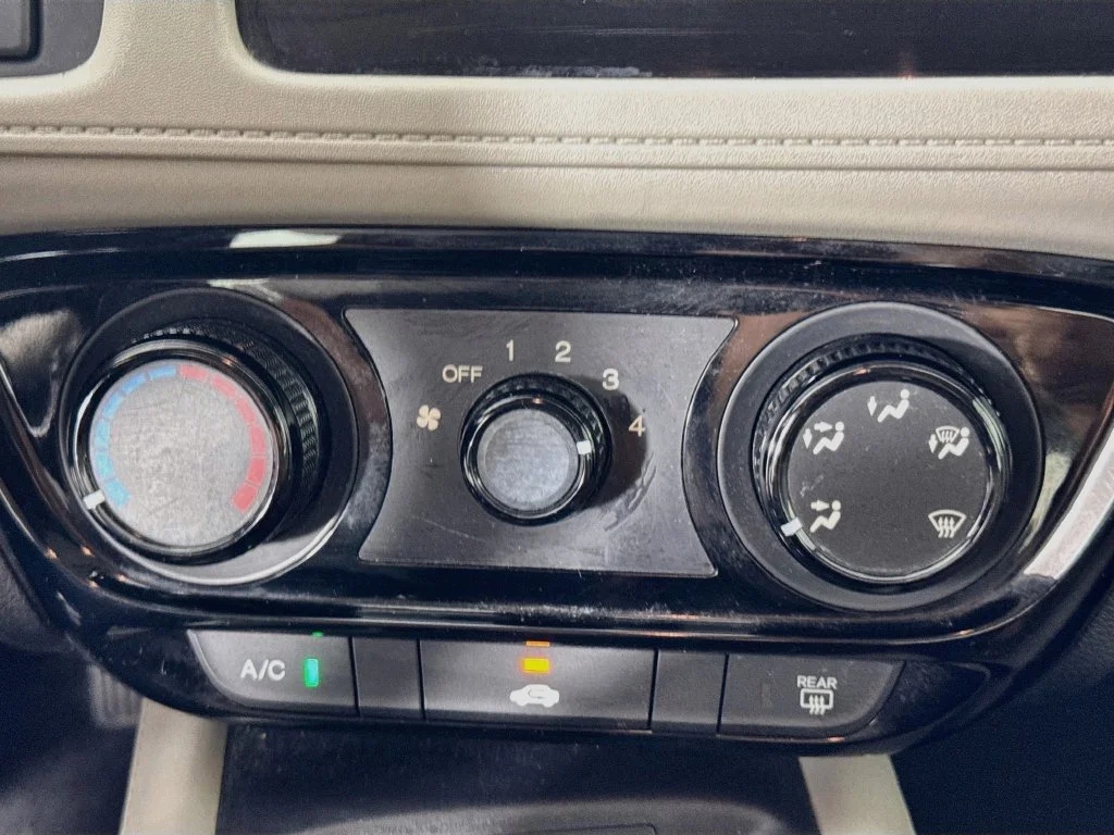 Used 2016 Blue Honda LX image 17