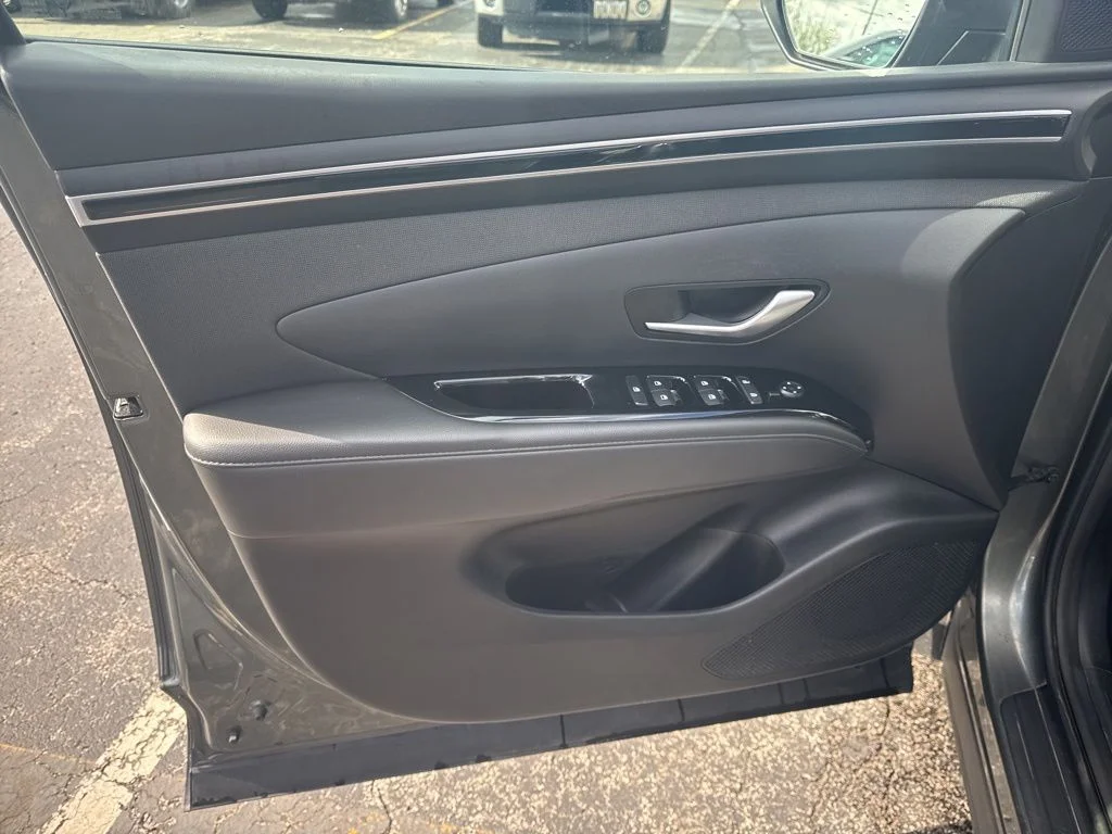 Used 2022 Gray Hyundai SEL image 16
