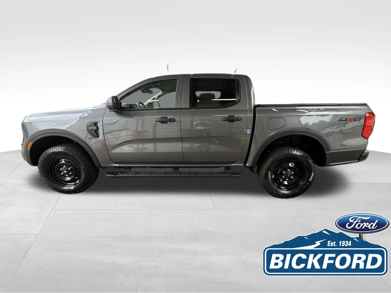 New 2026 Gray Ford XL image 9